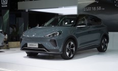极狐 阿尔法T(ARCFOX αT) 全部在售 2024款 2023款 2022款 2021款,成都极狐 阿尔法T(ARCFOX αT)降价促销 购车优惠高达2.00万